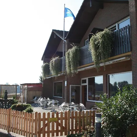 Seeblick Garni Guest house 3*